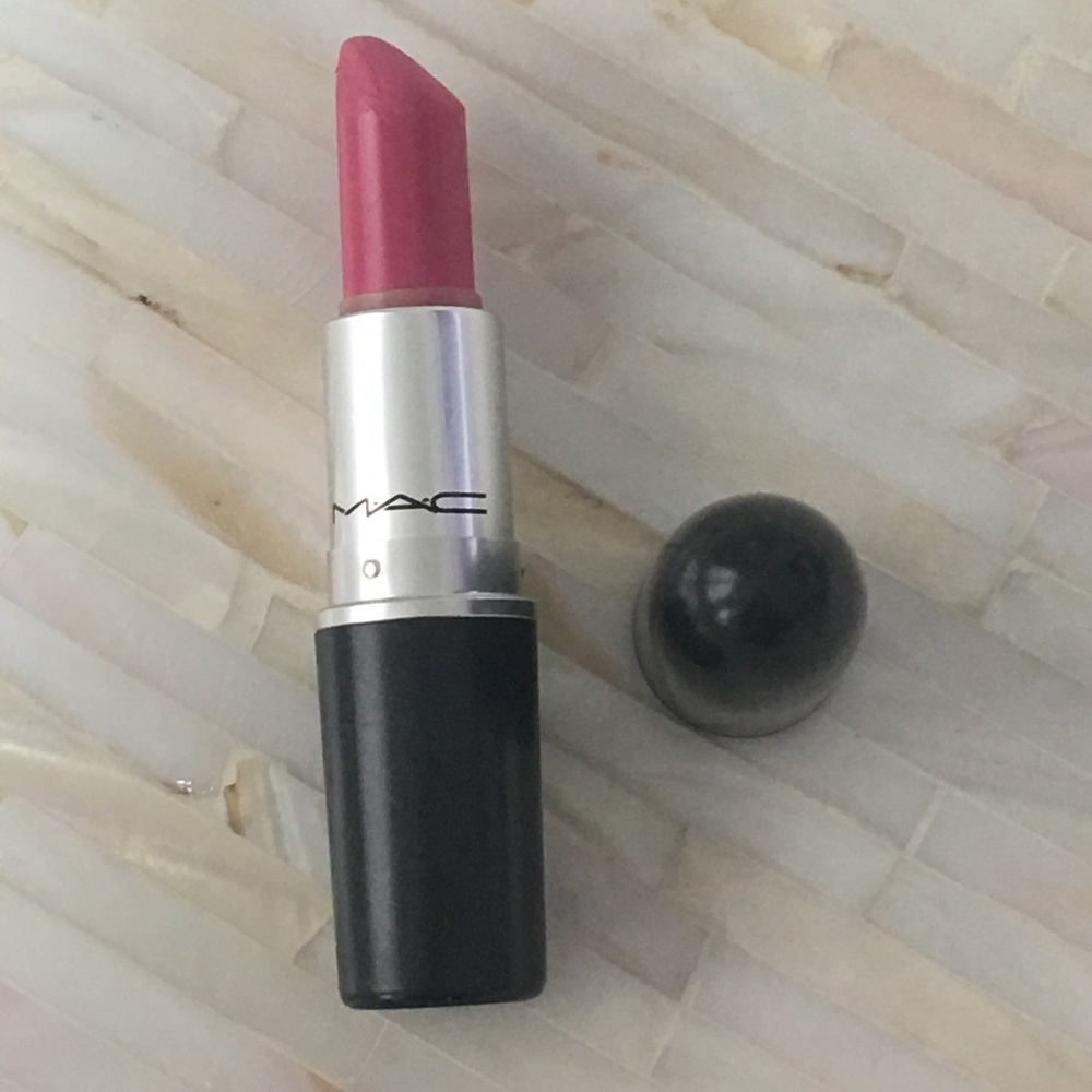 Authentic MAC Lipstick Pink Nouveau